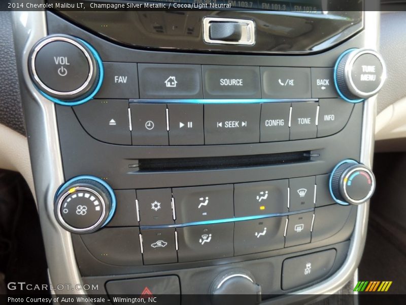 Champagne Silver Metallic / Cocoa/Light Neutral 2014 Chevrolet Malibu LT