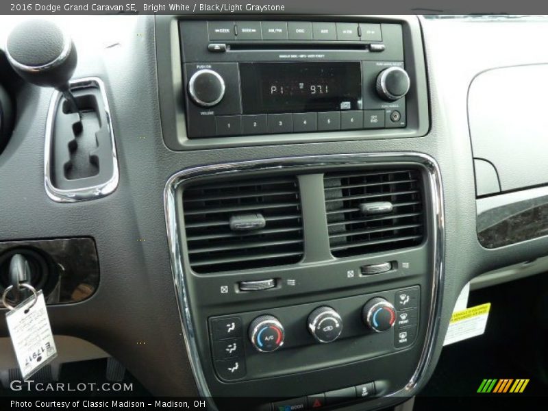 Bright White / Black/Light Graystone 2016 Dodge Grand Caravan SE