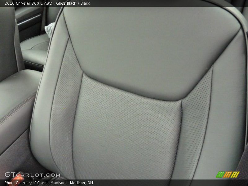 Gloss Black / Black 2016 Chrysler 300 C AWD