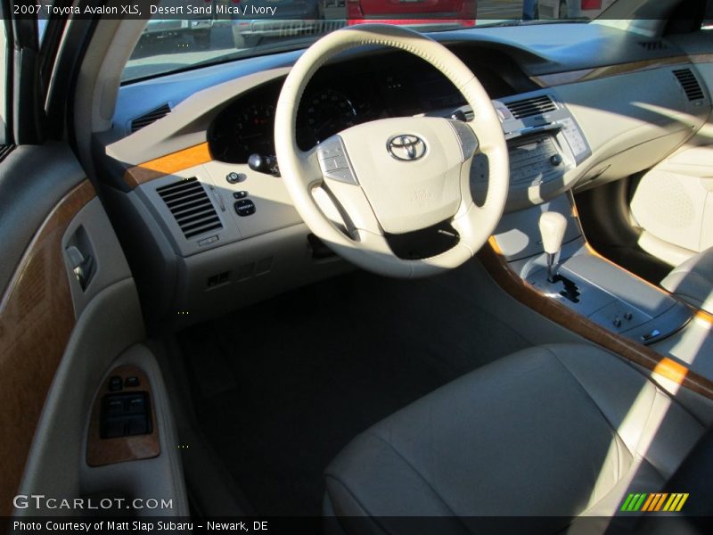 Desert Sand Mica / Ivory 2007 Toyota Avalon XLS