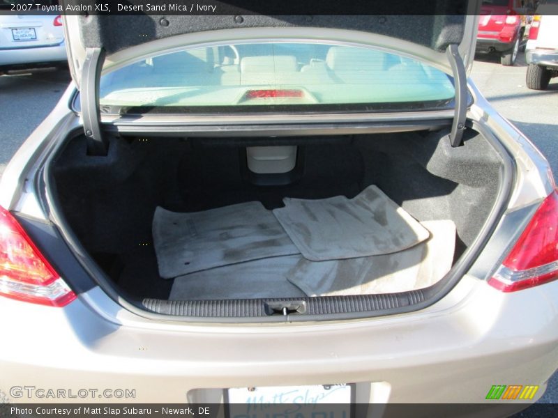 Desert Sand Mica / Ivory 2007 Toyota Avalon XLS