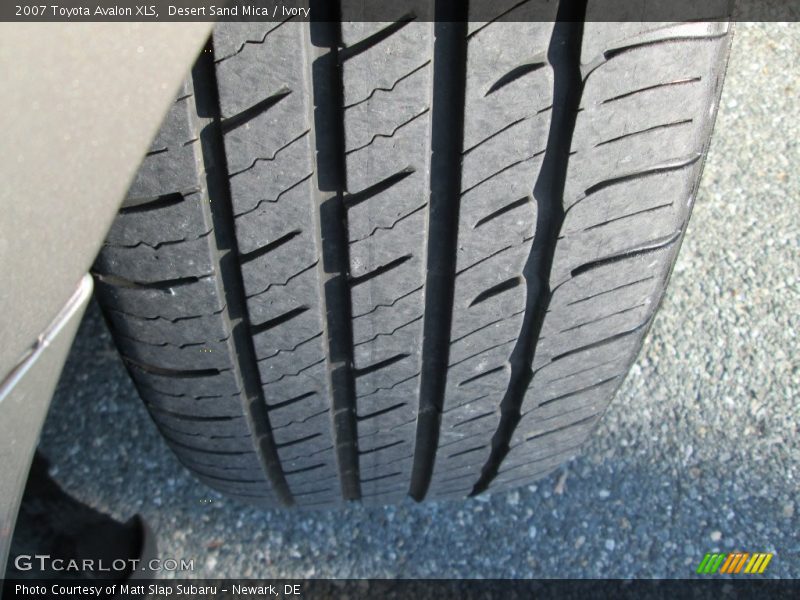 Desert Sand Mica / Ivory 2007 Toyota Avalon XLS