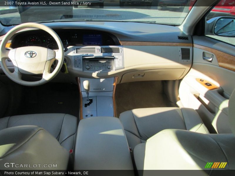 Desert Sand Mica / Ivory 2007 Toyota Avalon XLS