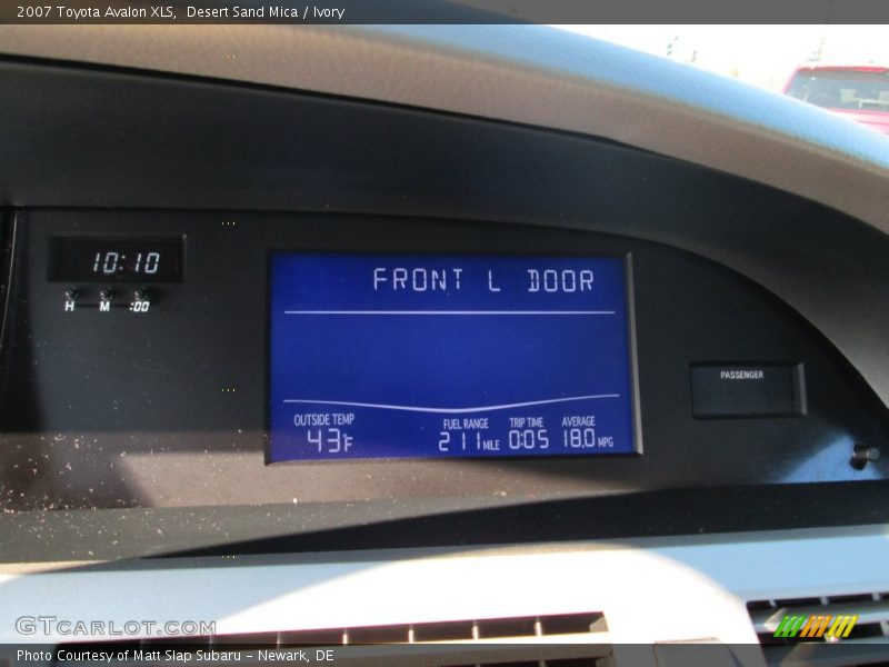 Desert Sand Mica / Ivory 2007 Toyota Avalon XLS