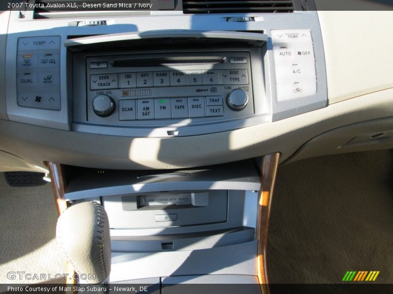 Desert Sand Mica / Ivory 2007 Toyota Avalon XLS