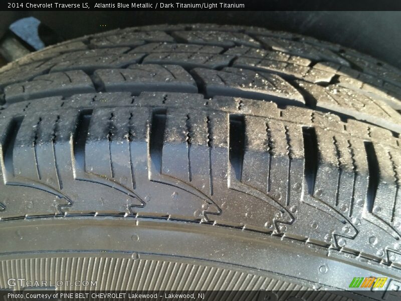 Atlantis Blue Metallic / Dark Titanium/Light Titanium 2014 Chevrolet Traverse LS