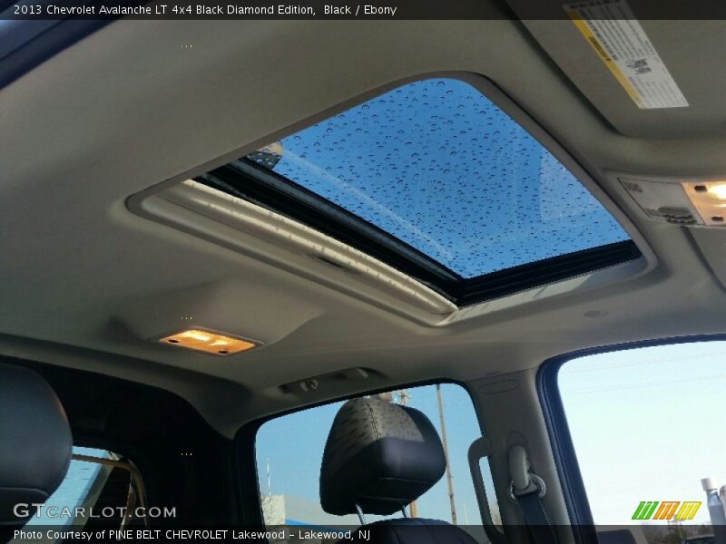 Black / Ebony 2013 Chevrolet Avalanche LT 4x4 Black Diamond Edition