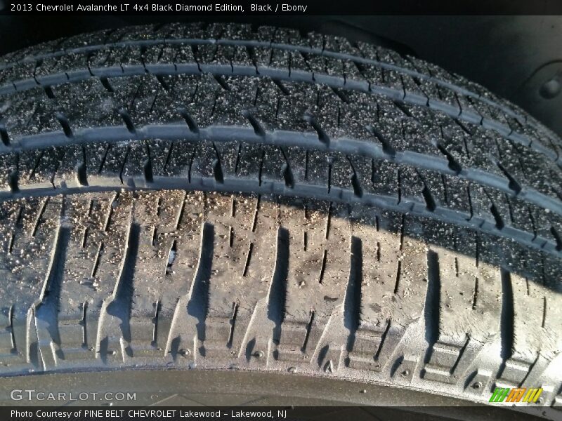 Black / Ebony 2013 Chevrolet Avalanche LT 4x4 Black Diamond Edition
