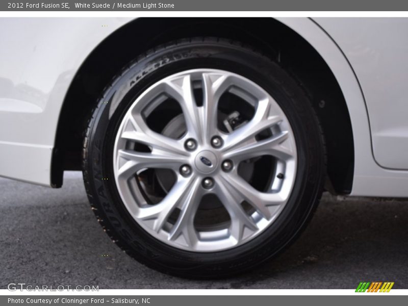 White Suede / Medium Light Stone 2012 Ford Fusion SE