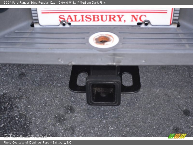 Oxford White / Medium Dark Flint 2004 Ford Ranger Edge Regular Cab