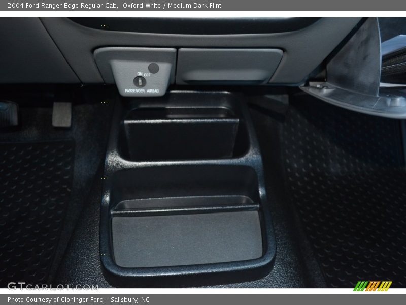 Oxford White / Medium Dark Flint 2004 Ford Ranger Edge Regular Cab