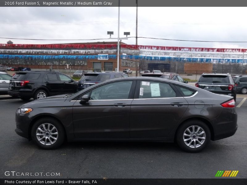 Magnetic Metallic / Medium Earth Gray 2016 Ford Fusion S