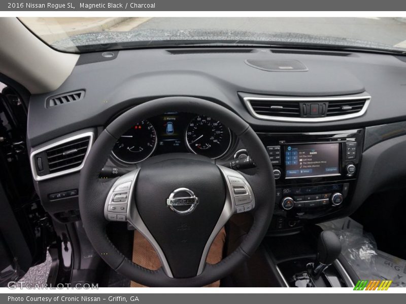 Magnetic Black / Charcoal 2016 Nissan Rogue SL