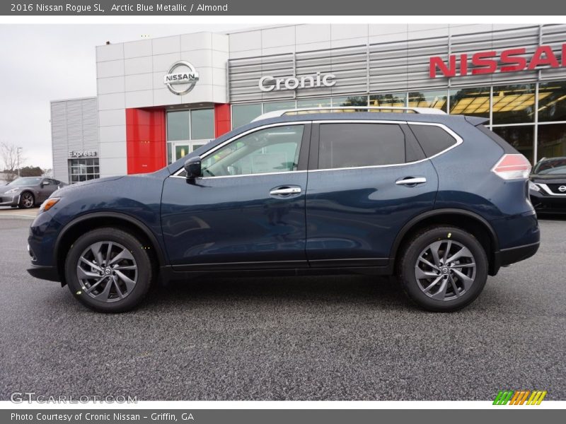 Arctic Blue Metallic / Almond 2016 Nissan Rogue SL