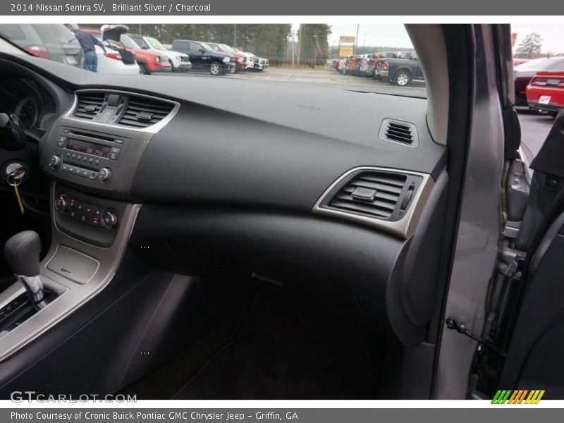 Brilliant Silver / Charcoal 2014 Nissan Sentra SV