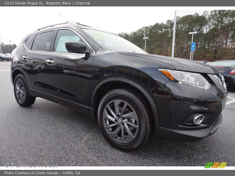 Magnetic Black / Charcoal 2016 Nissan Rogue SL