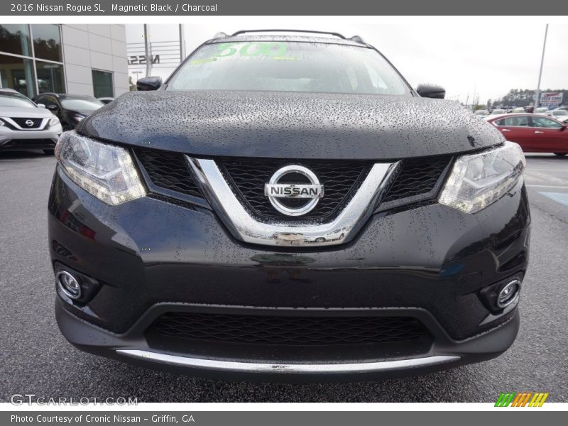 Magnetic Black / Charcoal 2016 Nissan Rogue SL