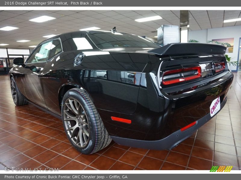 Pitch Black / Black 2016 Dodge Challenger SRT Hellcat