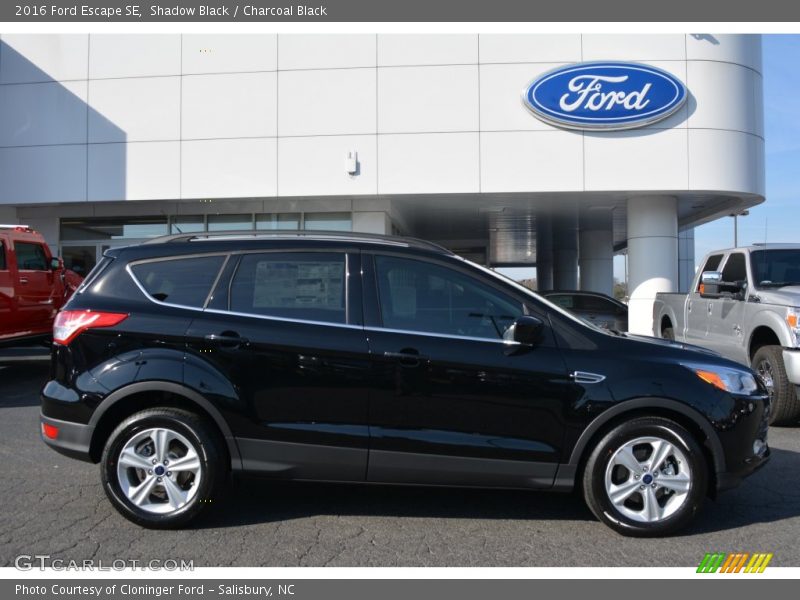 Shadow Black / Charcoal Black 2016 Ford Escape SE