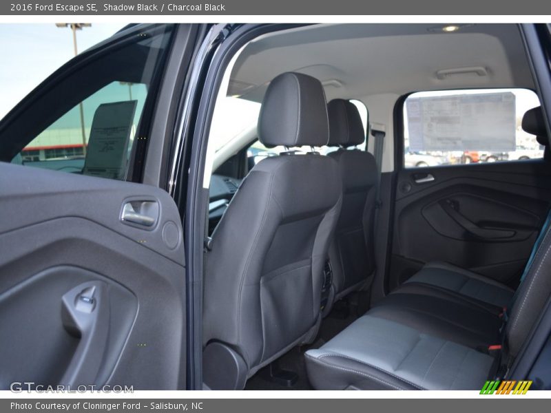 Shadow Black / Charcoal Black 2016 Ford Escape SE