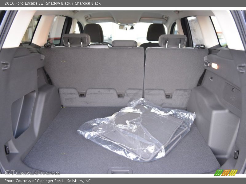 Shadow Black / Charcoal Black 2016 Ford Escape SE