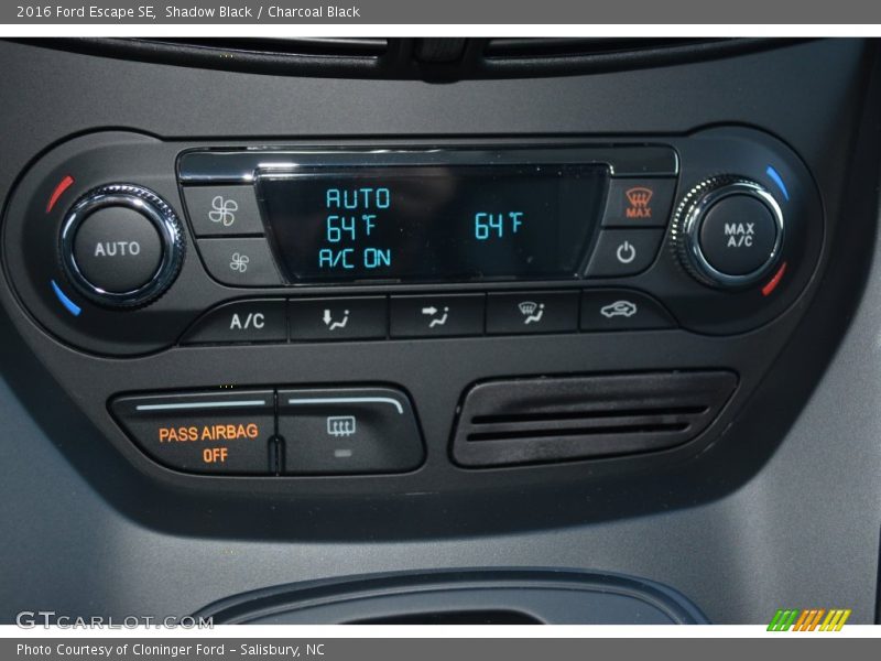 Shadow Black / Charcoal Black 2016 Ford Escape SE