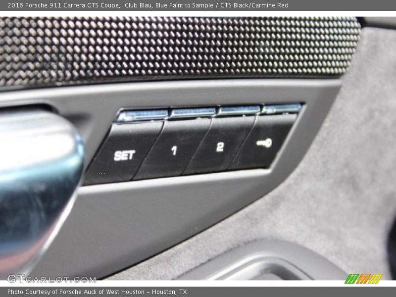 Club Blau, Blue Paint to Sample / GTS Black/Carmine Red 2016 Porsche 911 Carrera GTS Coupe