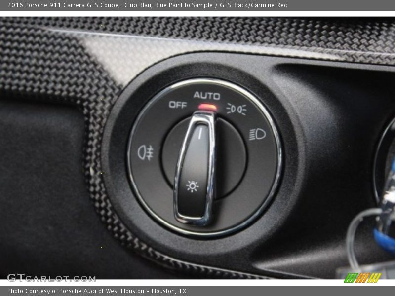 Controls of 2016 911 Carrera GTS Coupe