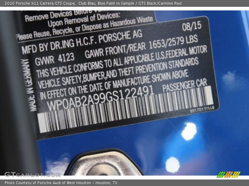 Club Blau, Blue Paint to Sample / GTS Black/Carmine Red 2016 Porsche 911 Carrera GTS Coupe