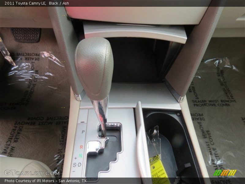 Black / Ash 2011 Toyota Camry LE