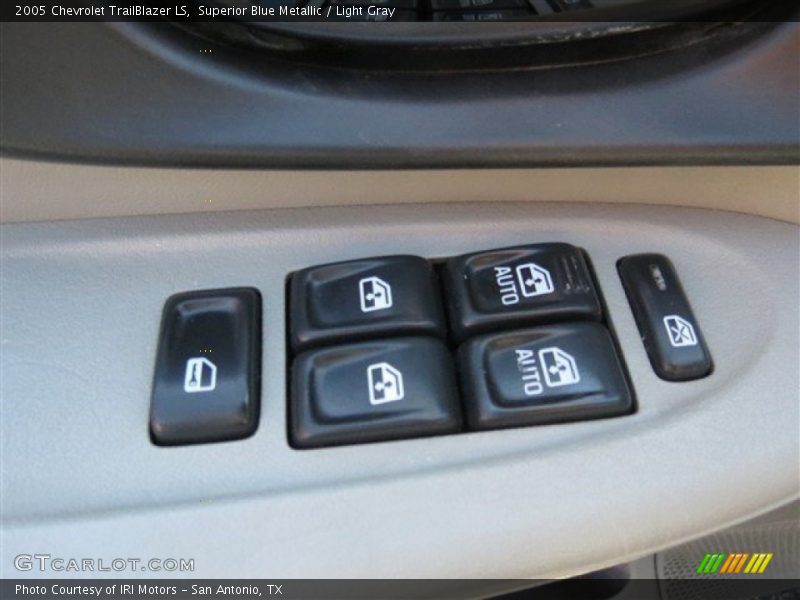 Superior Blue Metallic / Light Gray 2005 Chevrolet TrailBlazer LS