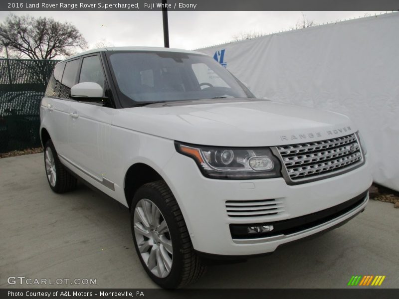 Fuji White / Ebony 2016 Land Rover Range Rover Supercharged