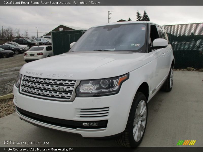 Fuji White / Ebony 2016 Land Rover Range Rover Supercharged