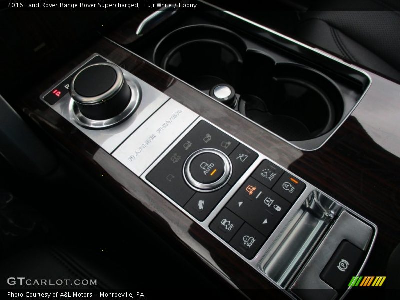 Fuji White / Ebony 2016 Land Rover Range Rover Supercharged