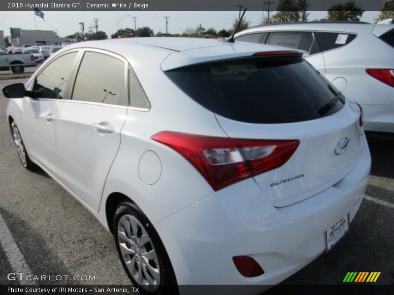 Ceramic White / Beige 2016 Hyundai Elantra GT