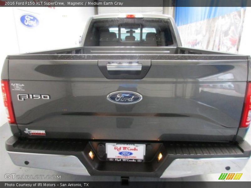 Magnetic / Medium Earth Gray 2016 Ford F150 XLT SuperCrew