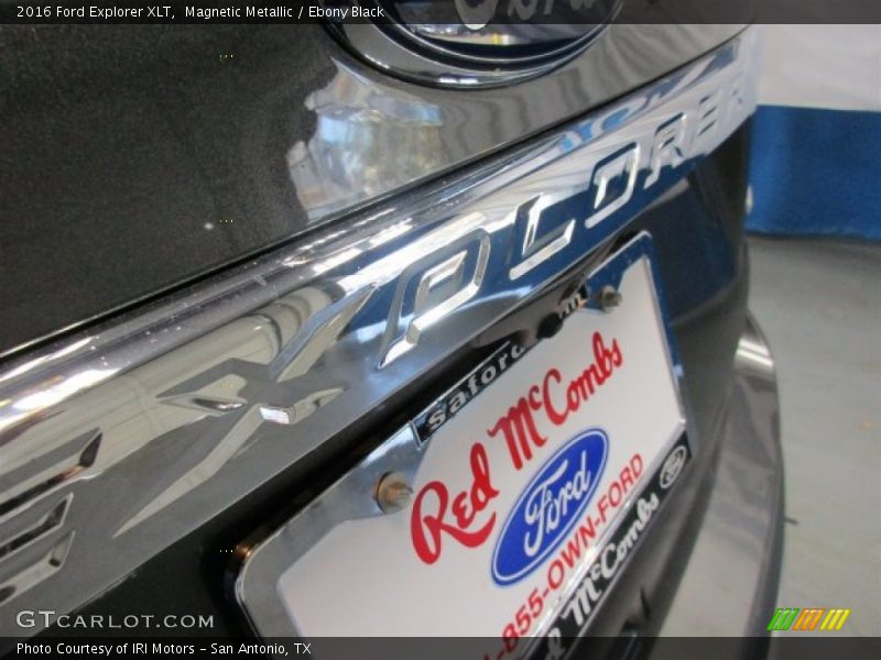 Magnetic Metallic / Ebony Black 2016 Ford Explorer XLT