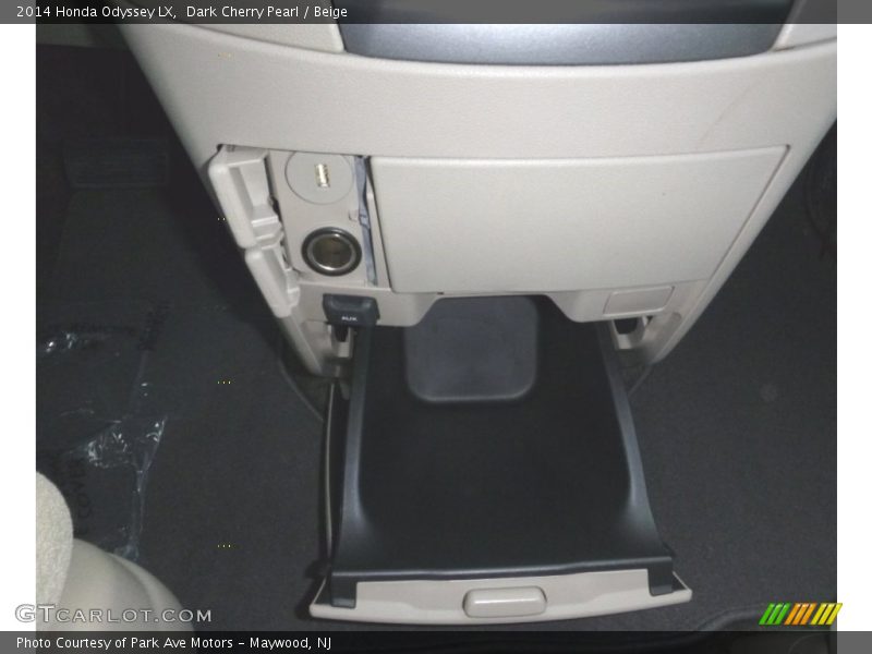 Dark Cherry Pearl / Beige 2014 Honda Odyssey LX