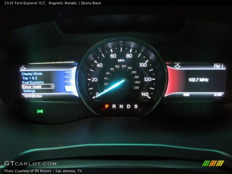 Magnetic Metallic / Ebony Black 2016 Ford Explorer XLT