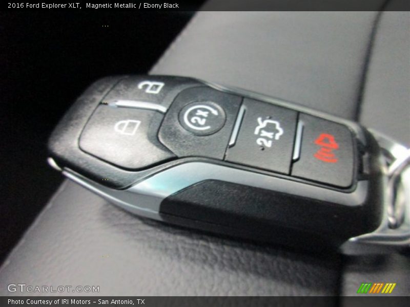 Magnetic Metallic / Ebony Black 2016 Ford Explorer XLT