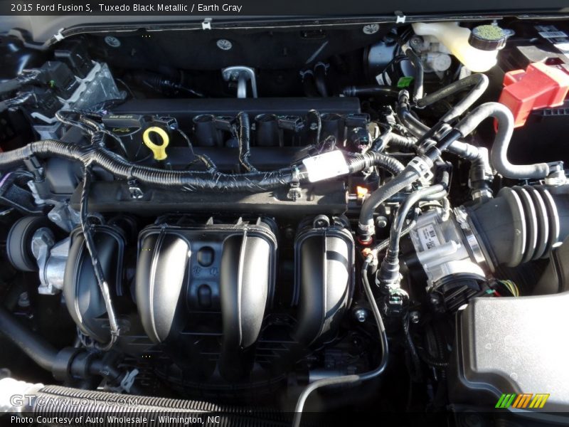 Tuxedo Black Metallic / Earth Gray 2015 Ford Fusion S