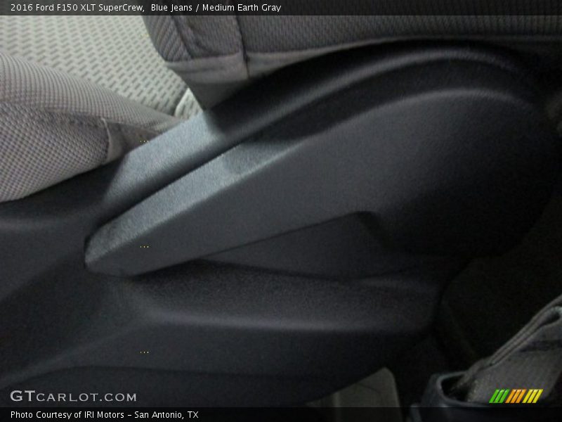 Blue Jeans / Medium Earth Gray 2016 Ford F150 XLT SuperCrew