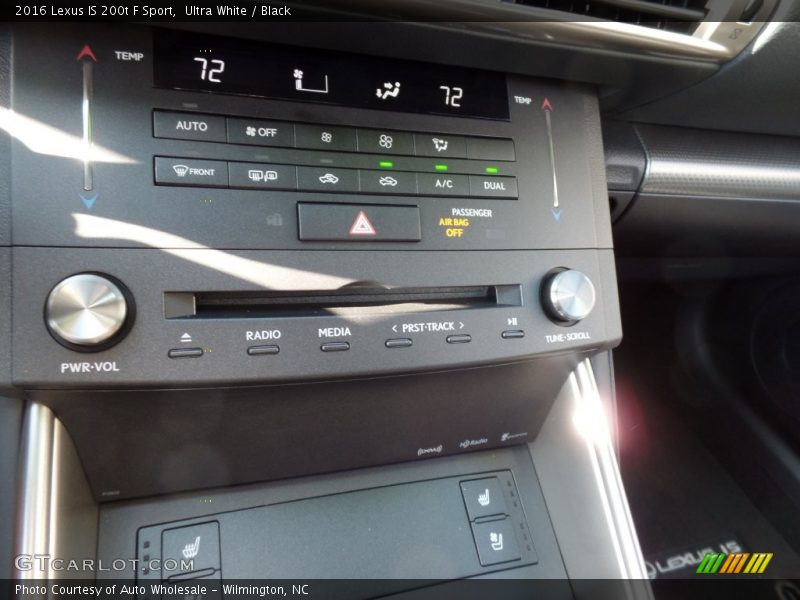 Controls of 2016 IS 200t F Sport