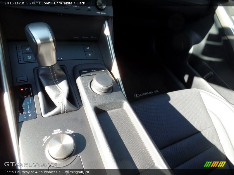 Ultra White / Black 2016 Lexus IS 200t F Sport