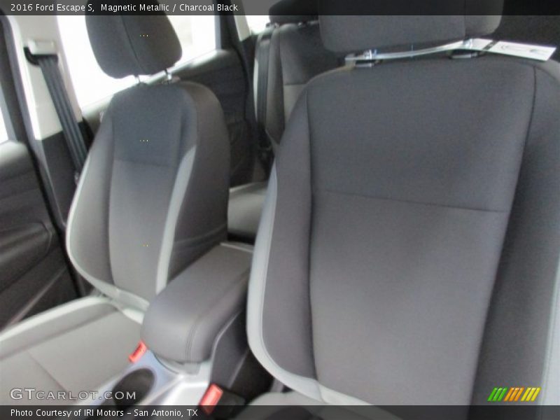 Magnetic Metallic / Charcoal Black 2016 Ford Escape S