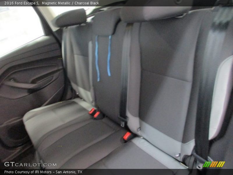 Magnetic Metallic / Charcoal Black 2016 Ford Escape S