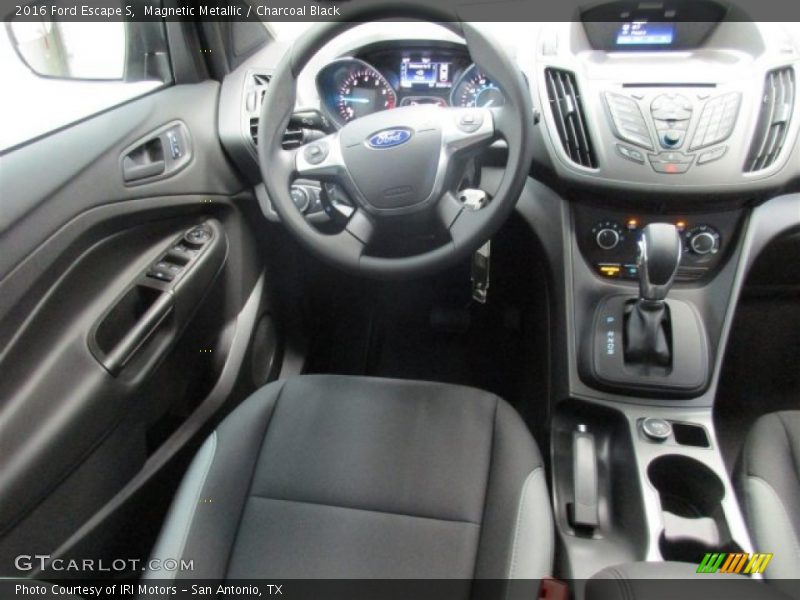 Magnetic Metallic / Charcoal Black 2016 Ford Escape S