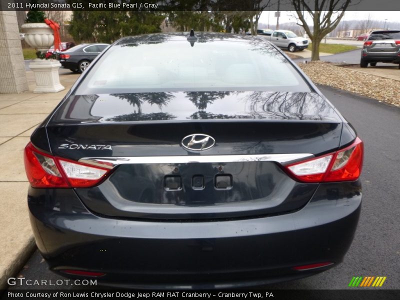 Pacific Blue Pearl / Gray 2011 Hyundai Sonata GLS