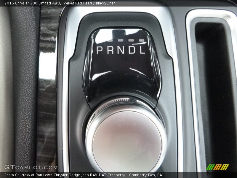 Velvet Red Pearl / Black/Linen 2016 Chrysler 300 Limited AWD