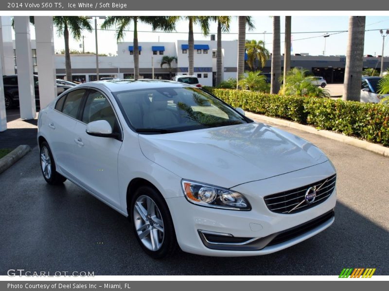 Ice White / Soft Beige 2014 Volvo S60 T5